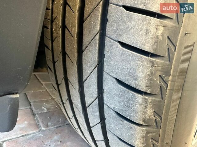 Червоний Ленд Ровер Рендж Ровер Евок, об'ємом двигуна 2.18 л та пробігом 151 тис. км за 17950 $, фото 40 на Automoto.ua