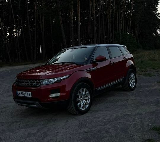 Червоний Ленд Ровер Рендж Ровер Евок, об'ємом двигуна 2.2 л та пробігом 250 тис. км за 17300 $, фото 17 на Automoto.ua