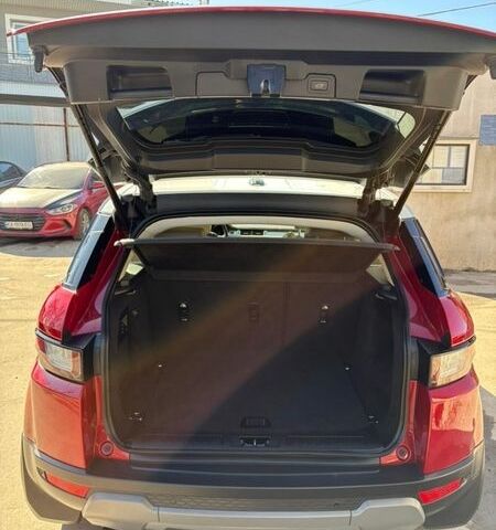 Красный Ленд Ровер Рендж Ровер Эвок, объемом двигателя 2.2 л и пробегом 156 тыс. км за 27000 $, фото 6 на Automoto.ua