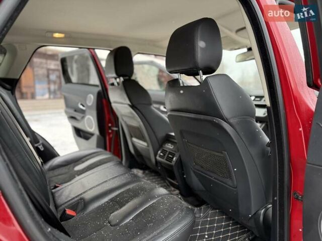 Красный Ленд Ровер Рендж Ровер Эвок, объемом двигателя 2 л и пробегом 84 тыс. км за 15800 $, фото 24 на Automoto.ua