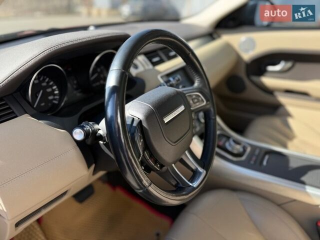 Красный Ленд Ровер Рендж Ровер Эвок, объемом двигателя 2 л и пробегом 100 тыс. км за 16999 $, фото 6 на Automoto.ua