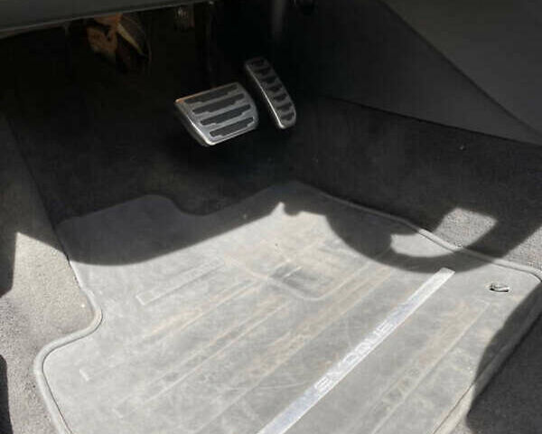 Червоний Ленд Ровер Рендж Ровер Евок, об'ємом двигуна 2 л та пробігом 147 тис. км за 20000 $, фото 6 на Automoto.ua