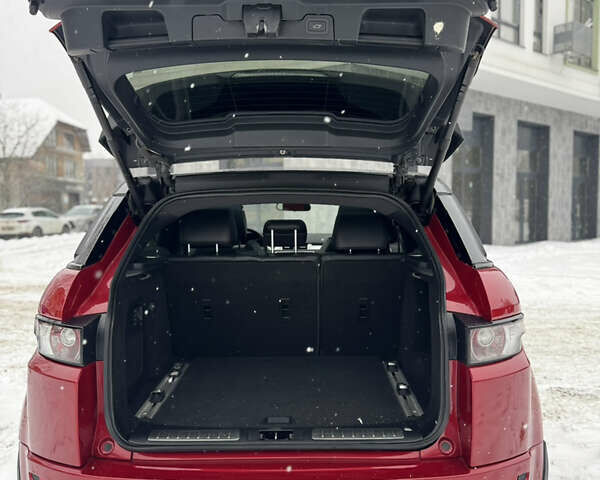 Червоний Ленд Ровер Рендж Ровер Евок, об'ємом двигуна 2 л та пробігом 148 тис. км за 16800 $, фото 10 на Automoto.ua