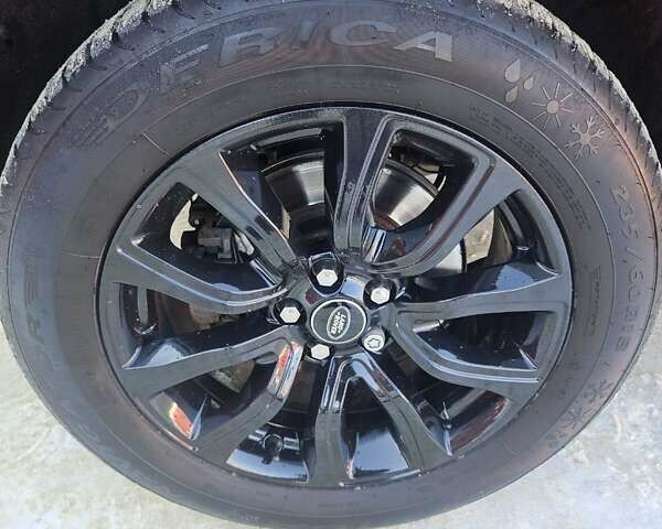 Красный Ленд Ровер Рендж Ровер Эвок, объемом двигателя 2.18 л и пробегом 165 тыс. км за 17900 $, фото 38 на Automoto.ua