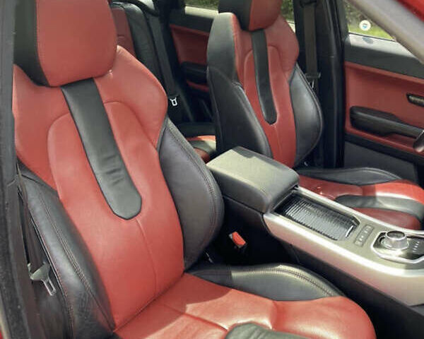 Червоний Ленд Ровер Рендж Ровер Евок, об'ємом двигуна 2 л та пробігом 147 тис. км за 20000 $, фото 21 на Automoto.ua