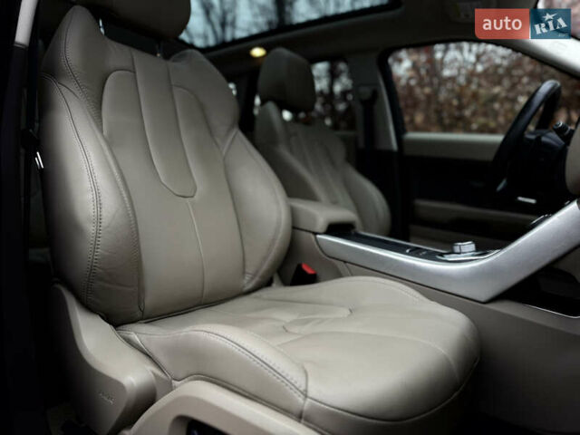 Красный Ленд Ровер Рендж Ровер Эвок, объемом двигателя 2 л и пробегом 192 тыс. км за 16350 $, фото 13 на Automoto.ua