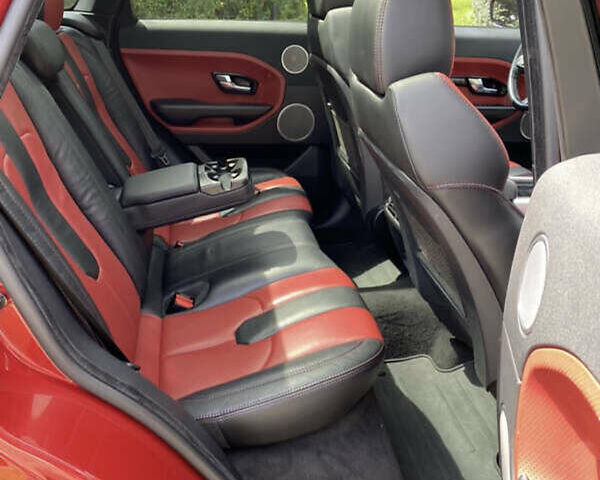 Червоний Ленд Ровер Рендж Ровер Евок, об'ємом двигуна 2 л та пробігом 147 тис. км за 20000 $, фото 17 на Automoto.ua