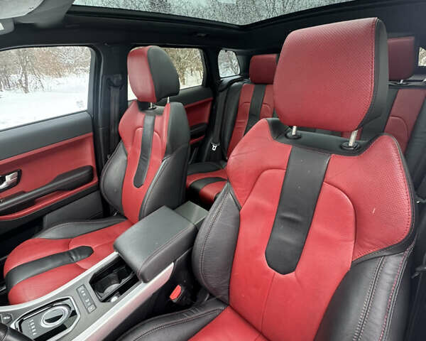 Червоний Ленд Ровер Рендж Ровер Евок, об'ємом двигуна 2 л та пробігом 148 тис. км за 16800 $, фото 15 на Automoto.ua