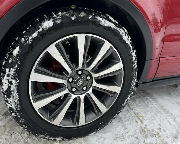 Червоний Ленд Ровер Рендж Ровер Евок, об'ємом двигуна 2 л та пробігом 148 тис. км за 16800 $, фото 11 на Automoto.ua