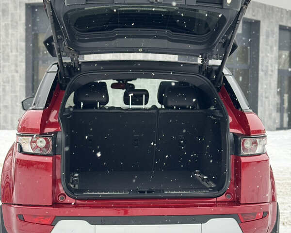 Червоний Ленд Ровер Рендж Ровер Евок, об'ємом двигуна 2 л та пробігом 148 тис. км за 16800 $, фото 8 на Automoto.ua