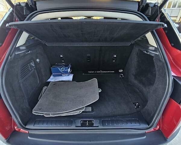 Красный Ленд Ровер Рендж Ровер Эвок, объемом двигателя 2.18 л и пробегом 165 тыс. км за 17900 $, фото 48 на Automoto.ua