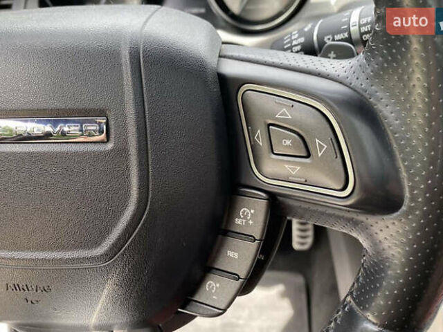 Червоний Ленд Ровер Рендж Ровер Евок, об'ємом двигуна 2 л та пробігом 147 тис. км за 20000 $, фото 22 на Automoto.ua