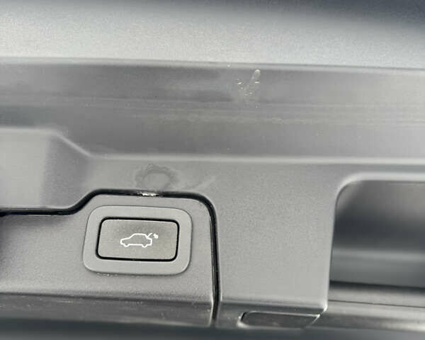 Червоний Ленд Ровер Рендж Ровер Евок, об'ємом двигуна 2 л та пробігом 148 тис. км за 16800 $, фото 30 на Automoto.ua