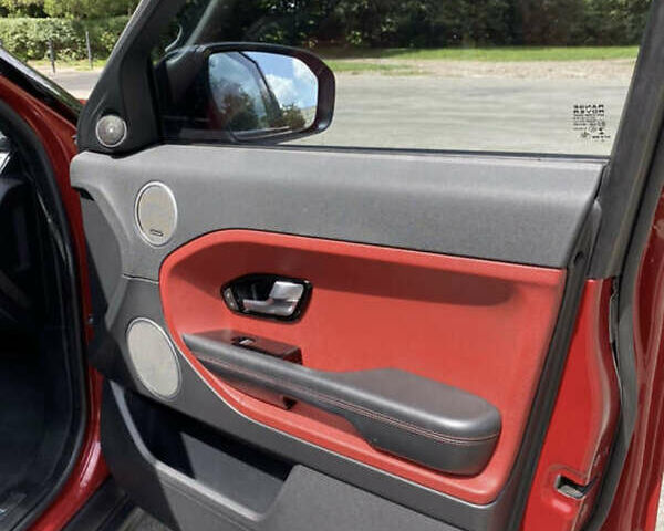 Червоний Ленд Ровер Рендж Ровер Евок, об'ємом двигуна 2 л та пробігом 147 тис. км за 20000 $, фото 23 на Automoto.ua