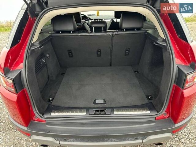 Червоний Ленд Ровер Рендж Ровер Евок, об'ємом двигуна 2 л та пробігом 84 тис. км за 15700 $, фото 5 на Automoto.ua