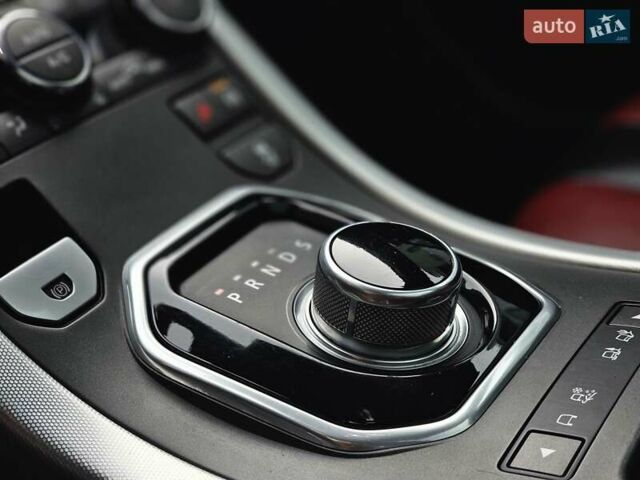 Красный Ленд Ровер Рендж Ровер Эвок, объемом двигателя 2 л и пробегом 147 тыс. км за 18800 $, фото 34 на Automoto.ua