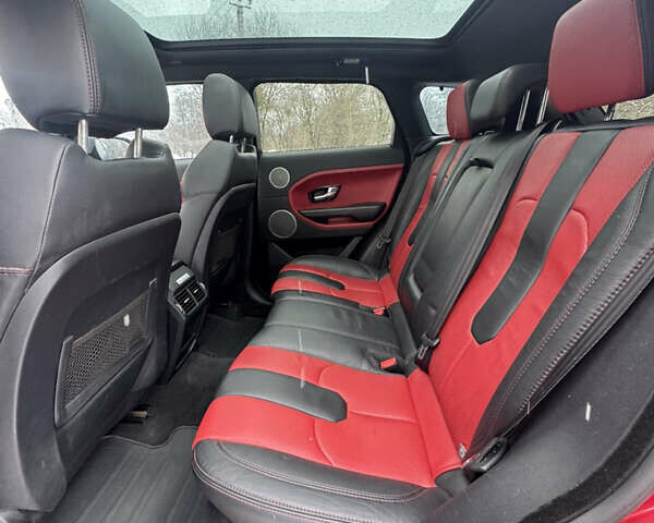 Червоний Ленд Ровер Рендж Ровер Евок, об'ємом двигуна 2 л та пробігом 148 тис. км за 16800 $, фото 18 на Automoto.ua