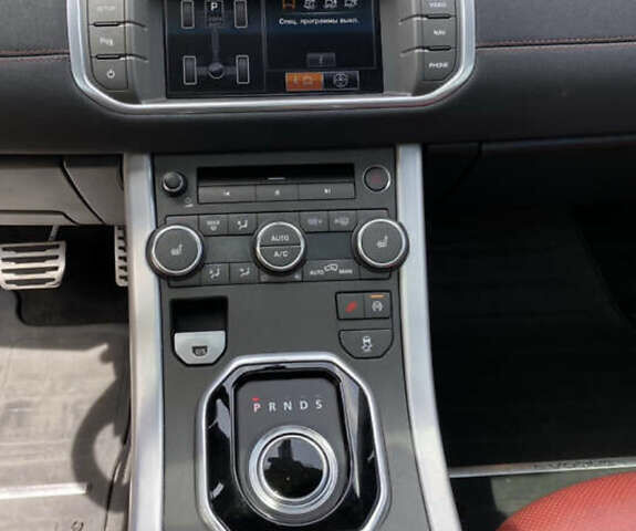 Червоний Ленд Ровер Рендж Ровер Евок, об'ємом двигуна 2 л та пробігом 147 тис. км за 20000 $, фото 19 на Automoto.ua