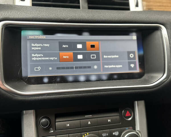 Красный Ленд Ровер Рендж Ровер Эвок, объемом двигателя 2 л и пробегом 180 тыс. км за 18500 $, фото 20 на Automoto.ua