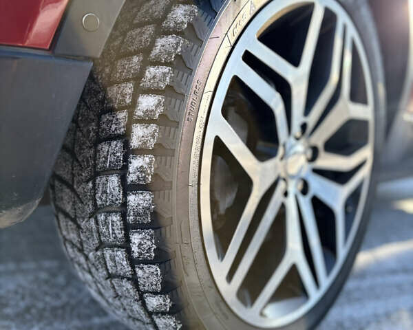 Червоний Ленд Ровер Рендж Ровер Евок, об'ємом двигуна 2 л та пробігом 180 тис. км за 17999 $, фото 26 на Automoto.ua