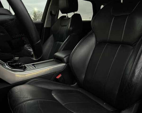 Красный Ленд Ровер Рендж Ровер Эвок, объемом двигателя 2 л и пробегом 135 тыс. км за 19499 $, фото 12 на Automoto.ua