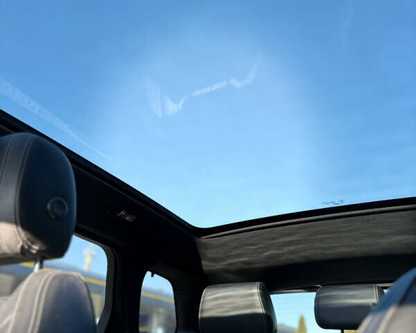 Червоний Ленд Ровер Рендж Ровер Евок, об'ємом двигуна 2 л та пробігом 180 тис. км за 17999 $, фото 54 на Automoto.ua