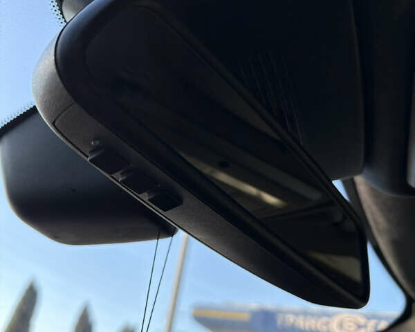 Червоний Ленд Ровер Рендж Ровер Евок, об'ємом двигуна 2 л та пробігом 180 тис. км за 17999 $, фото 52 на Automoto.ua