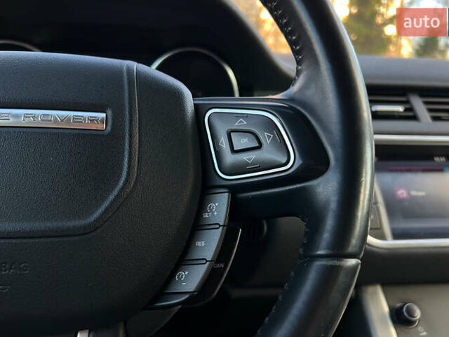 Червоний Ленд Ровер Рендж Ровер Евок, об'ємом двигуна 2 л та пробігом 135 тис. км за 15500 $, фото 11 на Automoto.ua