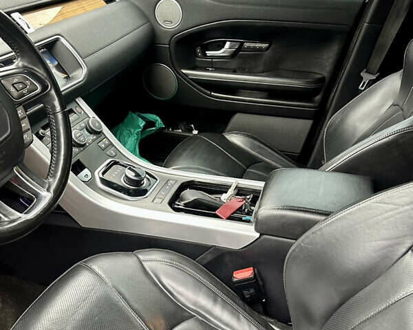 Красный Ленд Ровер Рендж Ровер Эвок, объемом двигателя 2 л и пробегом 180 тыс. км за 18500 $, фото 32 на Automoto.ua