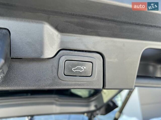 Червоний Ленд Ровер Рендж Ровер Евок, об'ємом двигуна 2.18 л та пробігом 53 тис. км за 23800 $, фото 25 на Automoto.ua