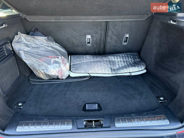 Червоний Ленд Ровер Рендж Ровер Евок, об'ємом двигуна 2 л та пробігом 180 тис. км за 17999 $, фото 30 на Automoto.ua