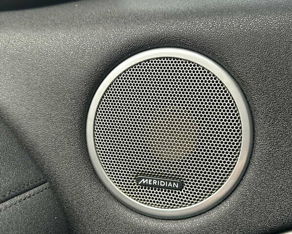 Красный Ленд Ровер Рендж Ровер Эвок, объемом двигателя 2 л и пробегом 180 тыс. км за 18500 $, фото 29 на Automoto.ua