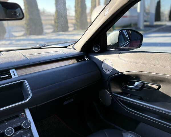 Червоний Ленд Ровер Рендж Ровер Евок, об'ємом двигуна 2 л та пробігом 180 тис. км за 17999 $, фото 39 на Automoto.ua