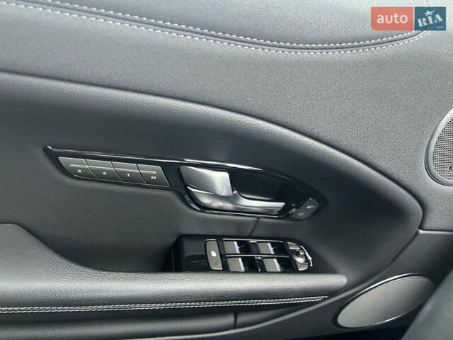 Красный Ленд Ровер Рендж Ровер Эвок, объемом двигателя 2 л и пробегом 133 тыс. км за 19500 $, фото 17 на Automoto.ua