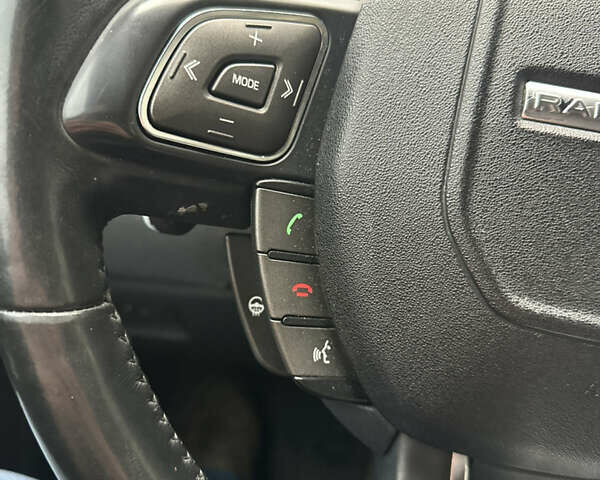 Красный Ленд Ровер Рендж Ровер Эвок, объемом двигателя 2 л и пробегом 180 тыс. км за 18500 $, фото 18 на Automoto.ua