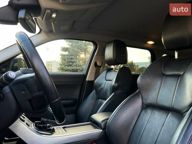 Червоний Ленд Ровер Рендж Ровер Евок, об'ємом двигуна 2 л та пробігом 147 тис. км за 18200 $, фото 8 на Automoto.ua