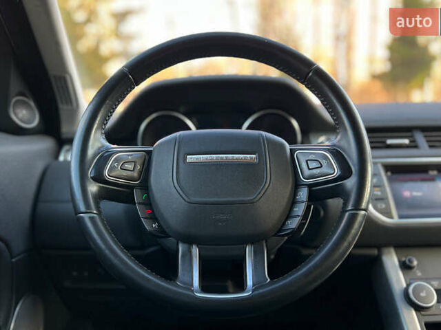 Червоний Ленд Ровер Рендж Ровер Евок, об'ємом двигуна 2 л та пробігом 135 тис. км за 15500 $, фото 9 на Automoto.ua