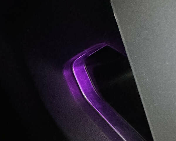 Красный Ленд Ровер Рендж Ровер Эвок, объемом двигателя 2 л и пробегом 180 тыс. км за 18500 $, фото 40 на Automoto.ua