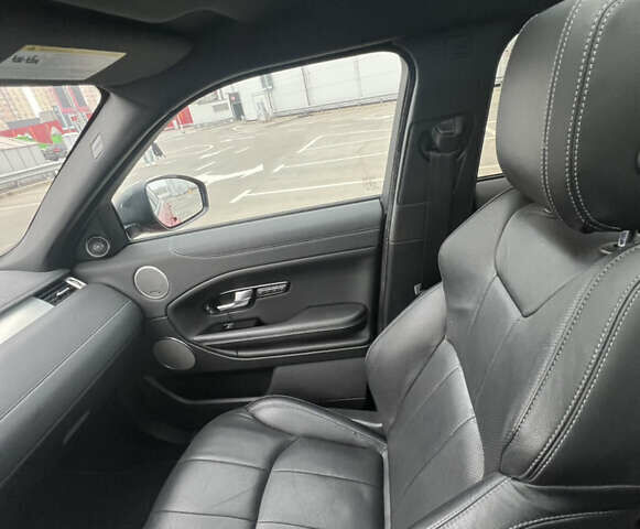 Красный Ленд Ровер Рендж Ровер Эвок, объемом двигателя 2 л и пробегом 133 тыс. км за 19500 $, фото 15 на Automoto.ua