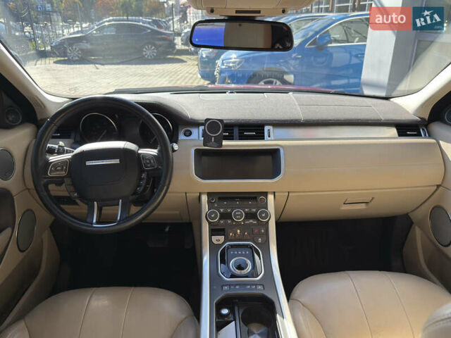 Красный Ленд Ровер Рендж Ровер Эвок, объемом двигателя 2 л и пробегом 53 тыс. км за 24900 $, фото 7 на Automoto.ua