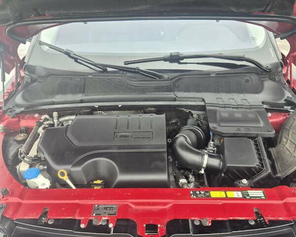 Красный Ленд Ровер Рендж Ровер Эвок, объемом двигателя 2.01 л и пробегом 118 тыс. км за 21900 $, фото 23 на Automoto.ua