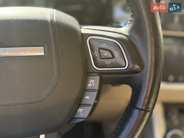 Красный Ленд Ровер Рендж Ровер Эвок, объемом двигателя 2 л и пробегом 53 тыс. км за 24900 $, фото 15 на Automoto.ua