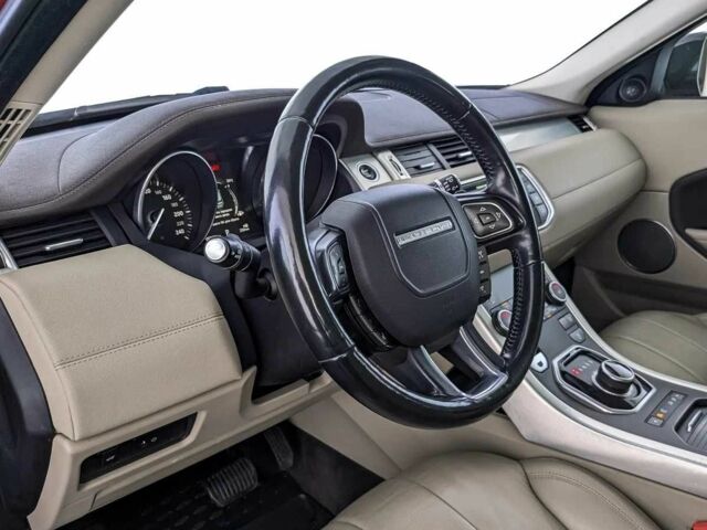 Червоний Ленд Ровер Рендж Ровер Евок, об'ємом двигуна 2 л та пробігом 97 тис. км за 15000 $, фото 6 на Automoto.ua