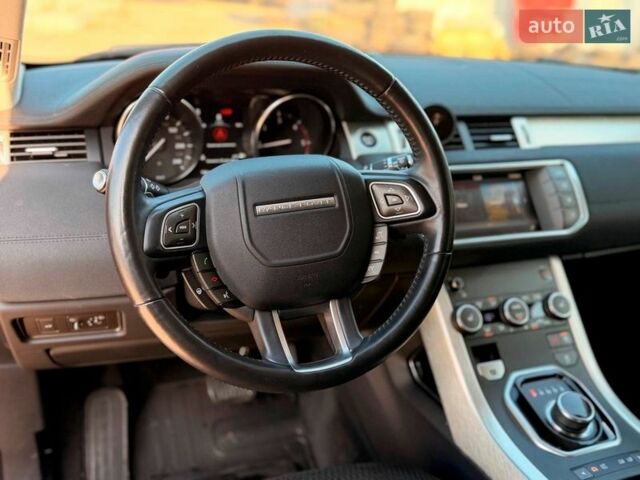 Червоний Ленд Ровер Рендж Ровер Евок, об'ємом двигуна 2 л та пробігом 104 тис. км за 26790 $, фото 19 на Automoto.ua