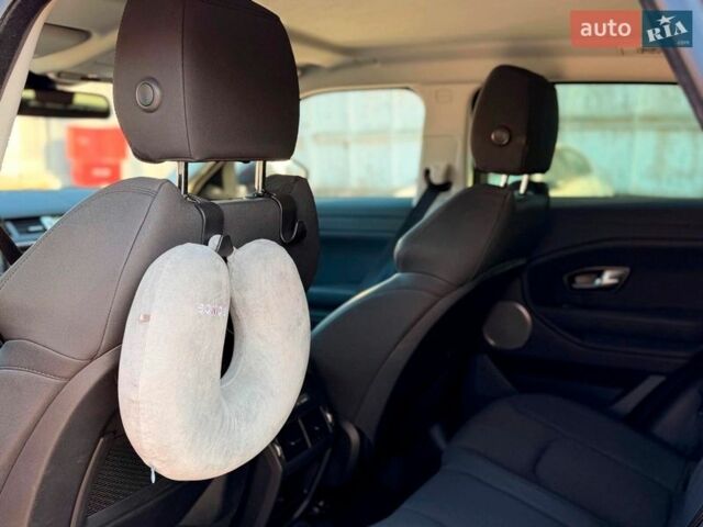 Червоний Ленд Ровер Рендж Ровер Евок, об'ємом двигуна 2 л та пробігом 104 тис. км за 26790 $, фото 13 на Automoto.ua