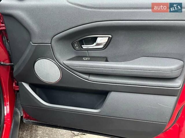 Червоний Ленд Ровер Рендж Ровер Евок, об'ємом двигуна 2 л та пробігом 97 тис. км за 22990 $, фото 15 на Automoto.ua