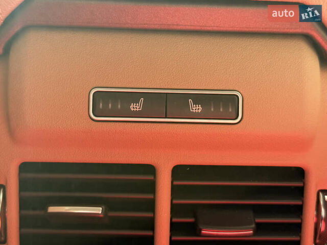 Красный Ленд Ровер Рендж Ровер Эвок, объемом двигателя 2 л и пробегом 53 тыс. км за 24900 $, фото 10 на Automoto.ua
