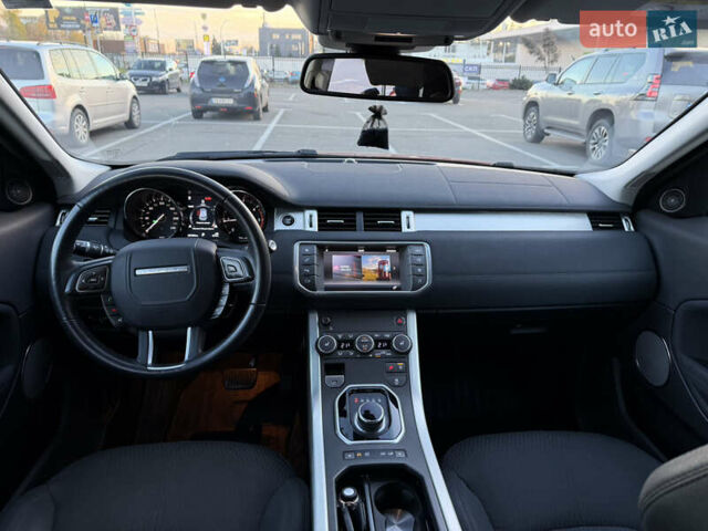 Червоний Ленд Ровер Рендж Ровер Евок, об'ємом двигуна 2 л та пробігом 97 тис. км за 26000 $, фото 7 на Automoto.ua