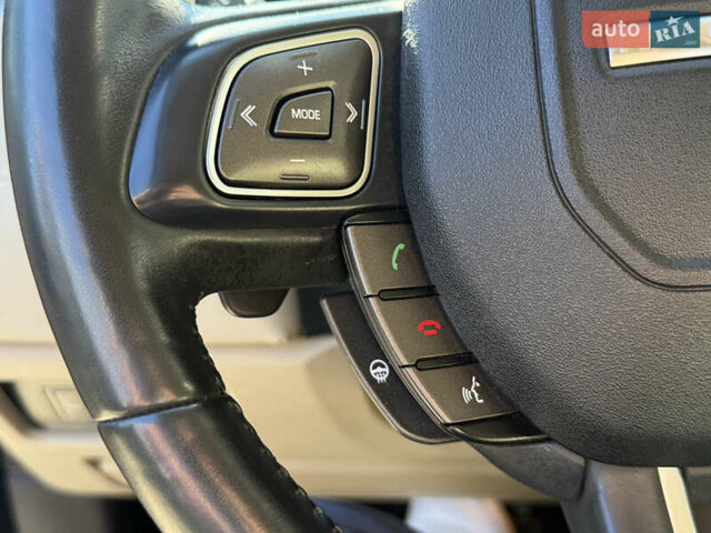 Красный Ленд Ровер Рендж Ровер Эвок, объемом двигателя 2 л и пробегом 53 тыс. км за 24900 $, фото 14 на Automoto.ua