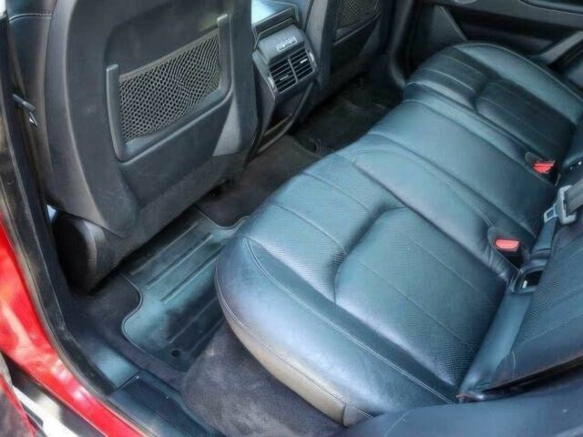 Красный Ленд Ровер Рендж Ровер Эвок, объемом двигателя 2 л и пробегом 41 тыс. км за 4500 $, фото 12 на Automoto.ua